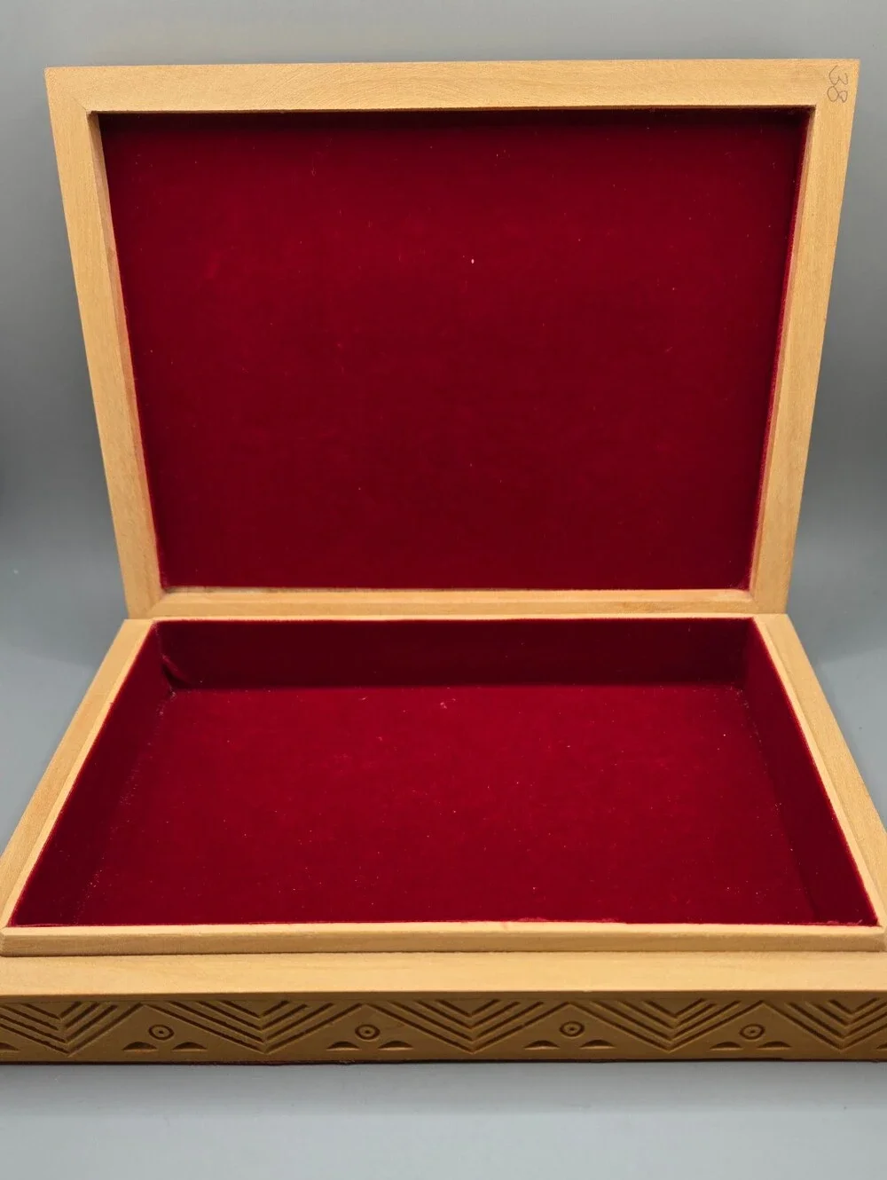 Trinket Jewelry Box w/ Gemstone Dust Painting Carved Wood 7½